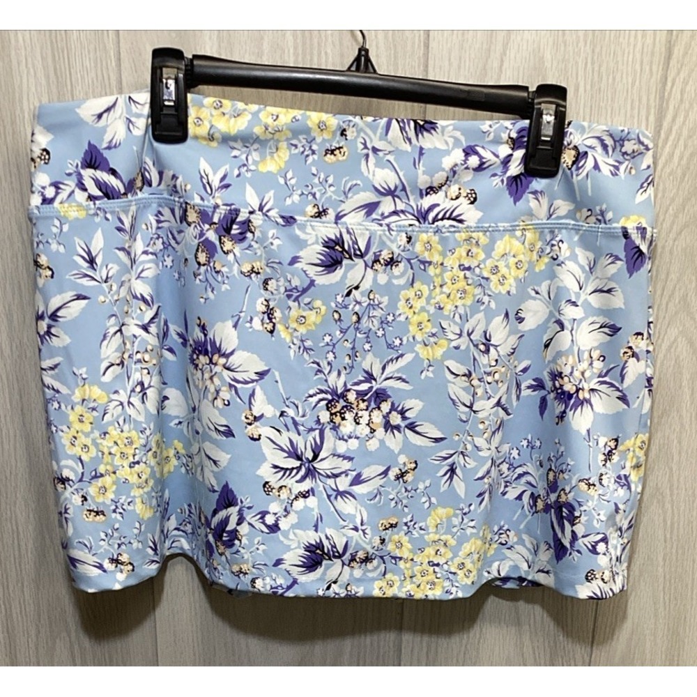 LAURA ASHLEY Women's (Size XL) Floral Pull‎ On Skort Polyester Stretch
